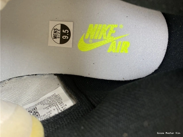 1 GOLD' JORDAN RETRO OG HIGH 'VOLT 555088-118 AIR 0708